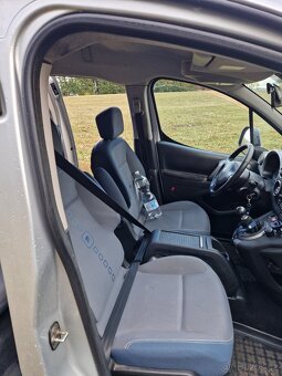 Citroen Berlingo 1.6Hdi 16V 66kw r.v.2009 - 12