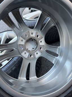 Bmw R18 5x120 Zimní Bridgestone 225/45 R18 7,5mm - 12
