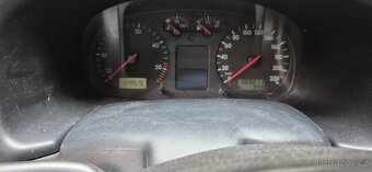 Vw t4 2.5 tdi 111kw multivan generation rok 2001 - 12