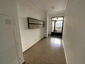 ŠPANĚLSKO, Torrevieja, světlý apartmán u moře - 12