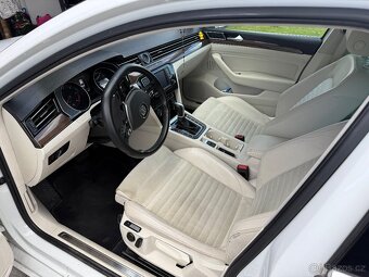 Volkswagen Passat 2.0 TDi sedan - 12