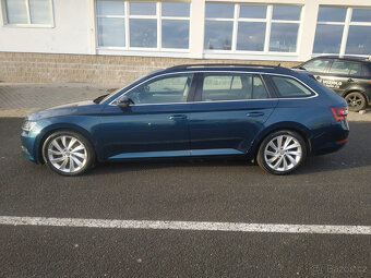 Škoda Superb combi 2,0 TDi - 12