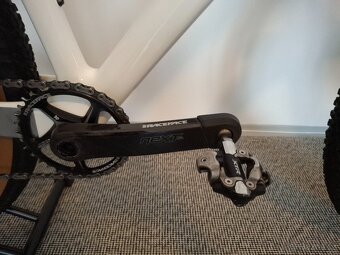 Canyon Exceed CFR Team - 12