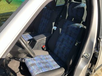 Mercedes Benz C 280 V6 - 12