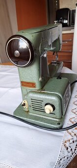 Šicí stroj LADA T132 - 12