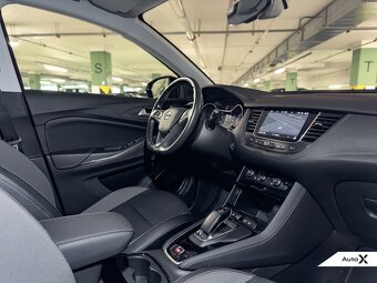 PRODÁNO | Opel Grandland X Plug-in Hybrid 133 kW (165 kW) - 12