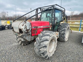 Massey Ferguson 6180 lesní kolový traktor - 12