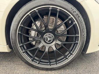 Mercedes-Benz Třídy C, C63AMG 350kw - 12