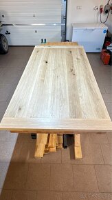 Masivní stůl - 12