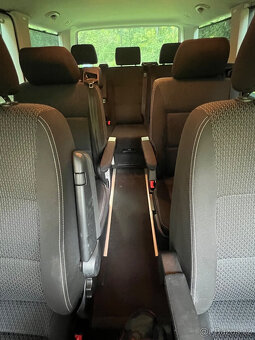 VW Multivan T6 2019, 110kw,manuál, 129150 km, 7 míst - 12
