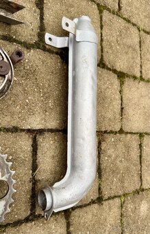 Jawa 50 Jawetta, Stadion - díly - 12