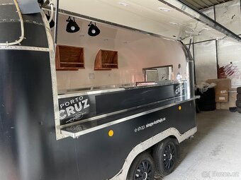 Gastro barový přívěs - 12