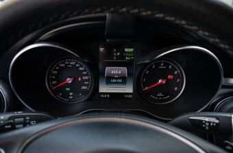 Mercedes-Benz GLC SUV 350 e 4MATIC A/T - 12