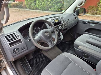 VW Multivan T5 2.0TDI 103kW,DSG,tažné,klima,serviska - 12