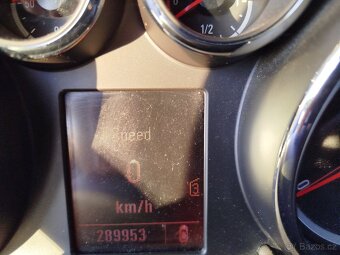 Opel Astra J ST 1.7 CDTI 92kW - 12