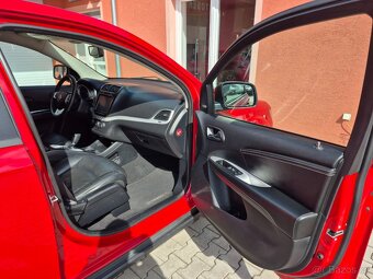 Fiat Freemont 2.0 Multijet Black Code AWD - 12