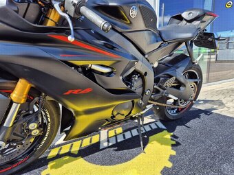 Yamaha YZF-R6 - 12