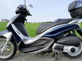 Piaggio Beverly 300i - 12