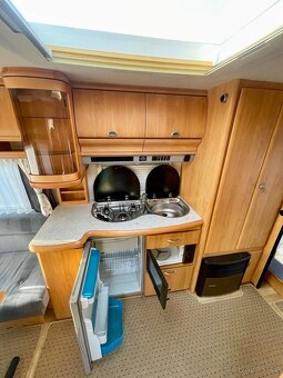 Karavan Hobby Excellent - Přídavná Střecha - 12