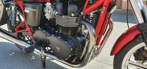 Triumph Bonneville T 100 SE-akce do konce května  - 12