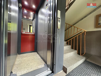 Pronájem bytu 3+kk, 56 m², Karviná, ul. tř. Těreškovové - 12