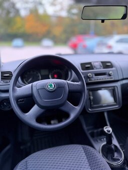 ŠKODA FABIA 2 FACELIFT 1.2TSI 77KW 119-TKM COMBI TOP - 12