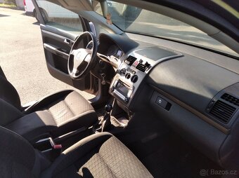 Volkswagen Touran 1.4 TSi-6 rychlostí. - 12