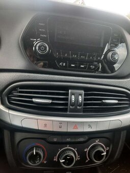 Fiat Tipo 1.4 i 2019 107tkm Serviska Top Stav - 12