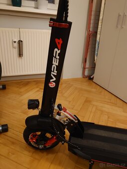 Elektrokoloběžka EV Viper 4 (2022) – top stav, 610 km - 12