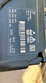 Světlomety AUDI A8 4H0 Facelift - 12