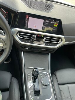 BMW 330i 190KW NOVÁ STK, 29.612KM, KŮŽE, NAVI - 12