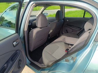 Nissan Almera HATCHBACK - 1.5i benzín - 116tis/km - 12