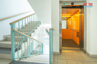 Pronájem bytu 2+kk, 53 m², Praha, ul. Práčská - 12