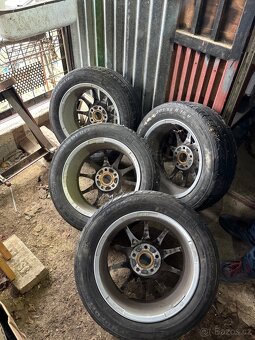 Ráfky i s pneumatikami - 12