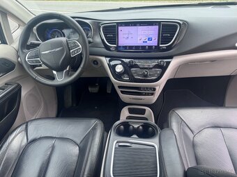 Chrysler Pacifica 3,6 L RU RADAR ADAPTTEMP 2022 - 12
