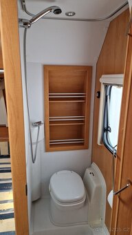 Karavan Hymer, poschodová posteľ MOVER, predstan - 12