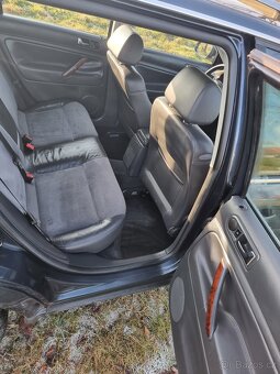 VW Passat 1.9 Tdi  96 Kw  -High Line - - 12