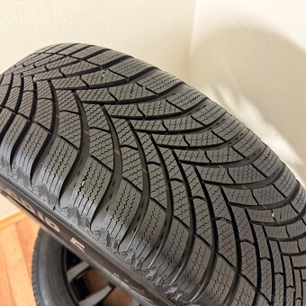 KIA SPORTAGE 5x114,3 R17 ET47+ZIMNÍ 225/60R17 8,5/8mm - 12