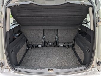 ŠKODA ROOMSTER 1,4 16V 63kW 2008 NOVÁ STK - 12