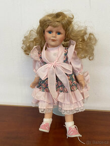 porcelánové panenky- sbírka - 12