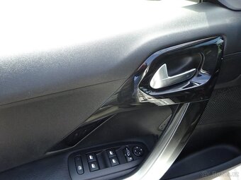 Peugeot 208 1,6 e-HDi - 12
