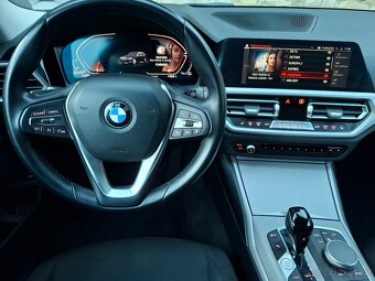BMW Rad 3 Touring 318d mHEV AT - 12