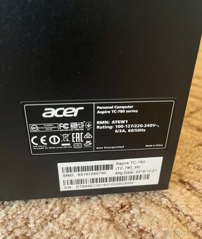 Acer Aspire TC-780 i5 7400/ 8GB RAM / 256 GB SSD / GTX 745 - 12