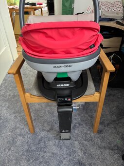 Autosedačka Maxi Cosi Coral 360 + základna (není otočná) - 12