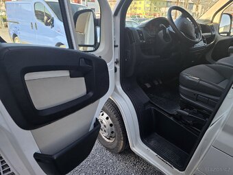 Citroën Jumper 3.0 D - 12