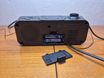 Elegantní radiobudík JVC RA-E211B s velkým LED displejem - 12