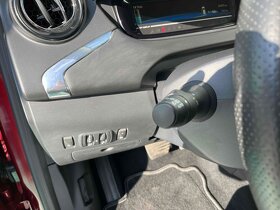 Renault ZOE Limited, Navigace, Výhřevy, SoH 95%, DPH - 12