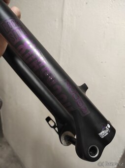 Vzduchové vidlice pro kola 27.5"-29" pevná osoba 15. - 12