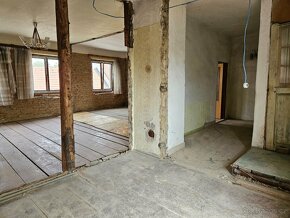 Prodej domu v centru města 270 m², pozemek 165 m² Seč - 12