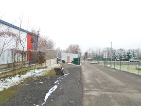 Pronájem haly a pozemku 100 m2 Popovičky Praha Východ - 12